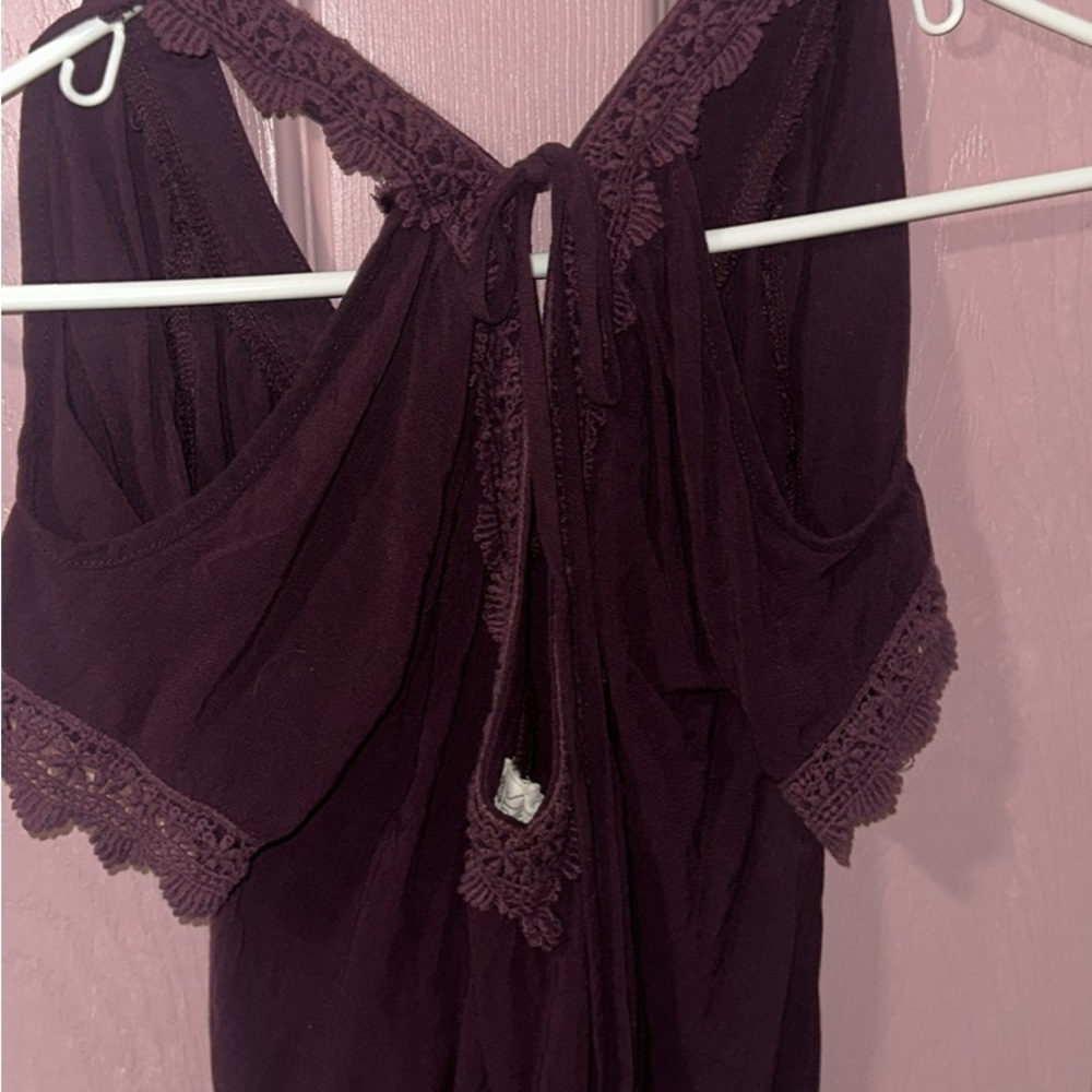 LA Hearts (Pacsun) Maroon Flattering Adjustable Top